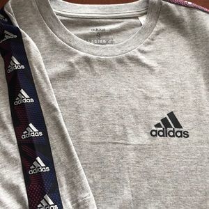 Adidas grey T-shirt, sleeve trim, mens small